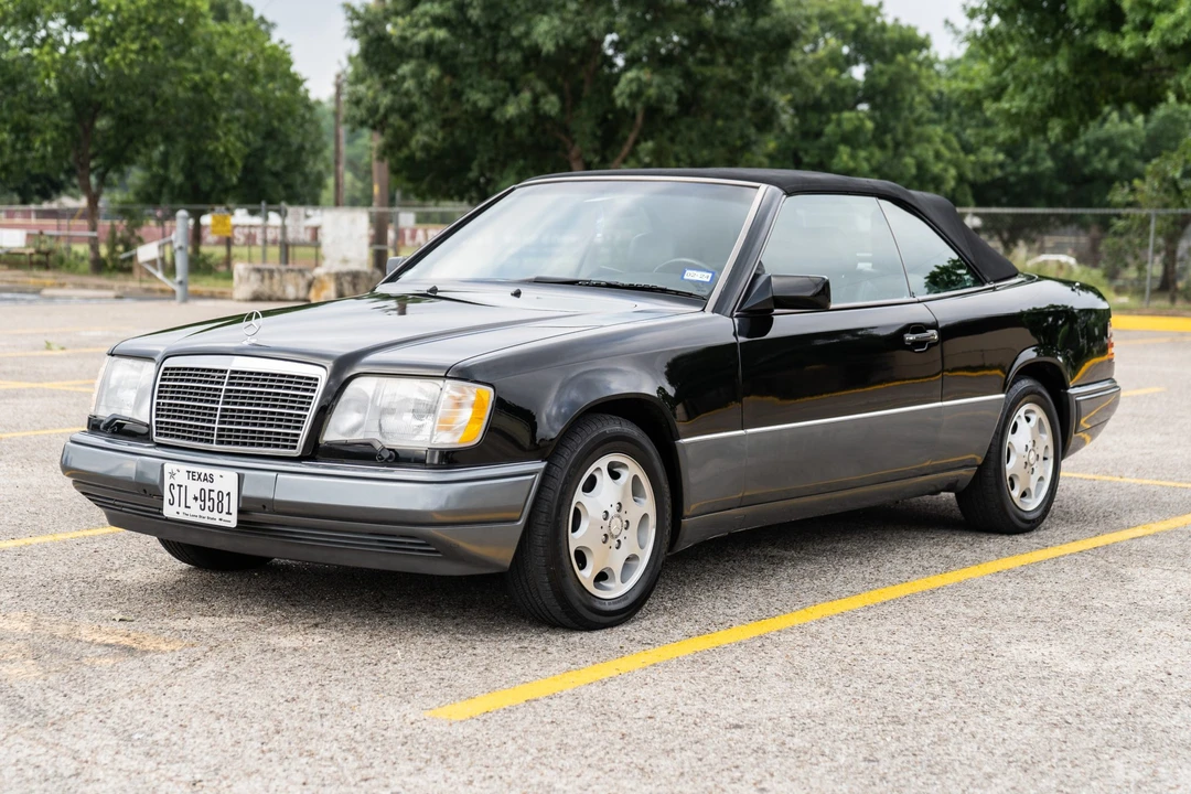 1995 Mercedes-Benz W124 E-Class - Image 2 of 31