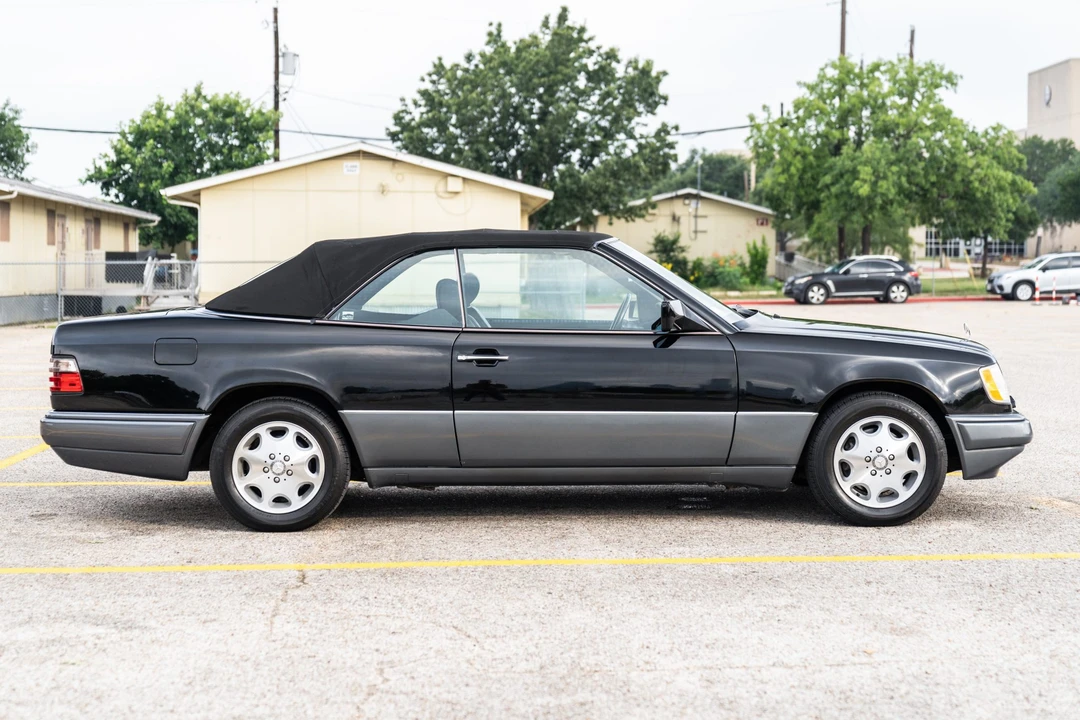 1995 Mercedes-Benz W124 E-Class - Image 5 of 31