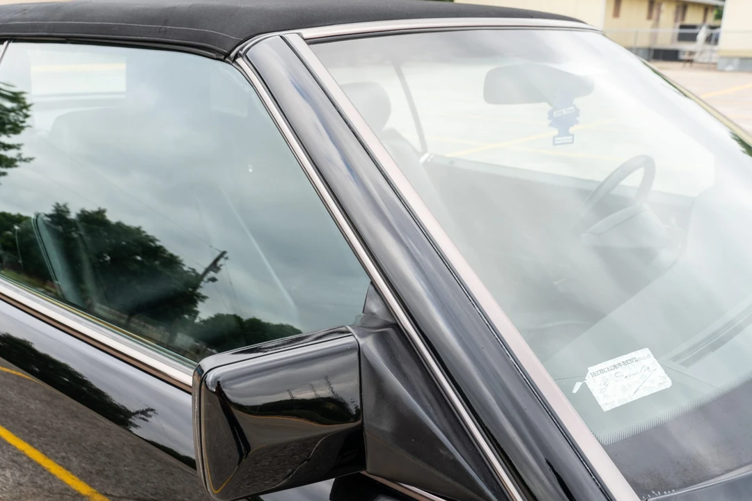 1995 Mercedes-Benz W124 E-Class - Image 24 of 31