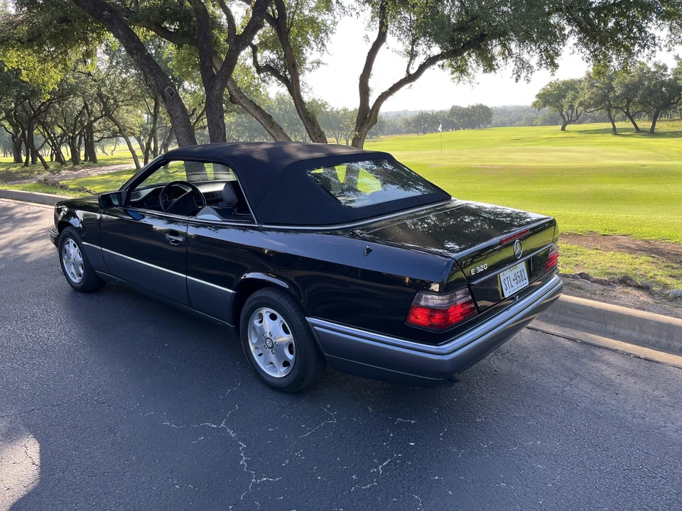 1995 Mercedes-Benz W124 E-Class - Image 12 of 31