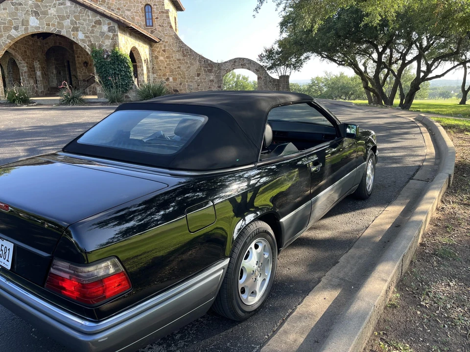 1995 Mercedes-Benz W124 E-Class - Image 15 of 31