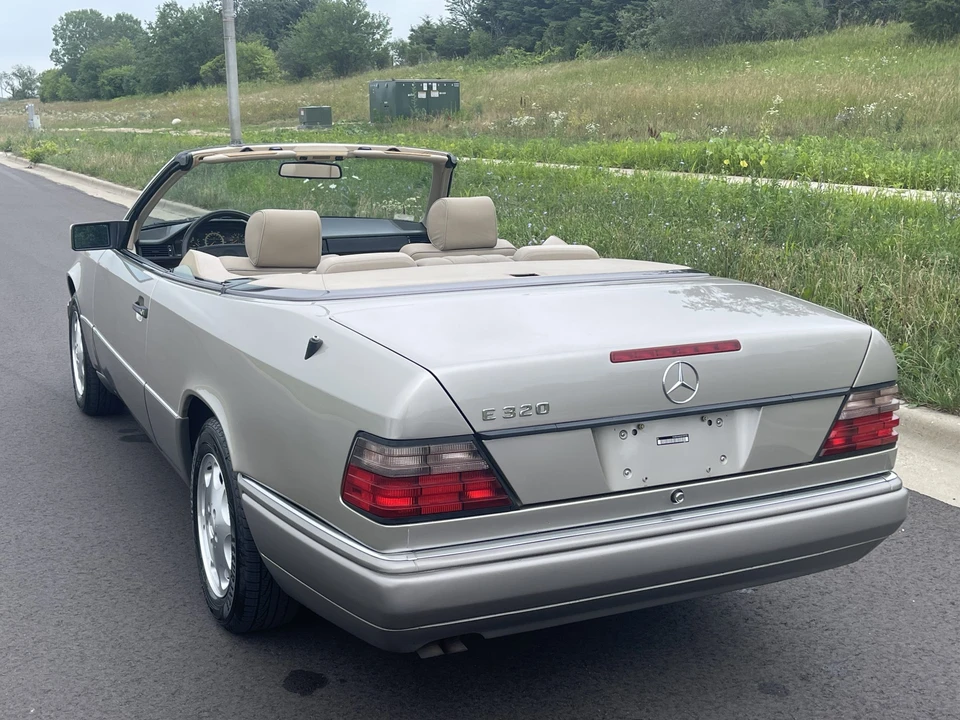 1995 Mercedes-Benz W124 E-Class - Image 16 of 31