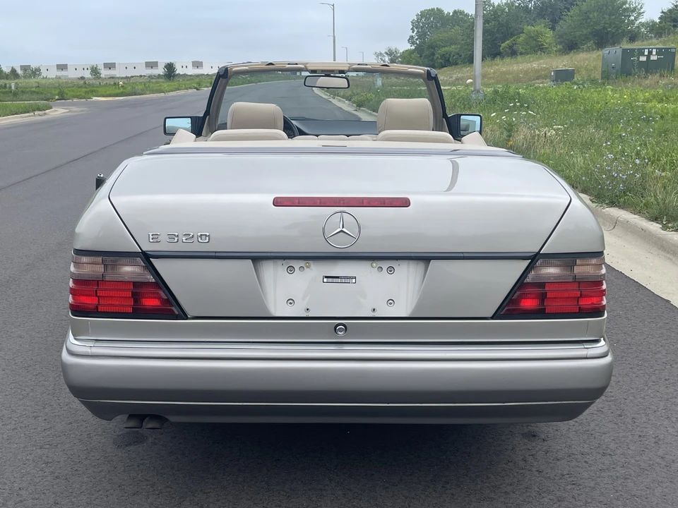 1995 Mercedes-Benz W124 E-Class - Image 15 of 31