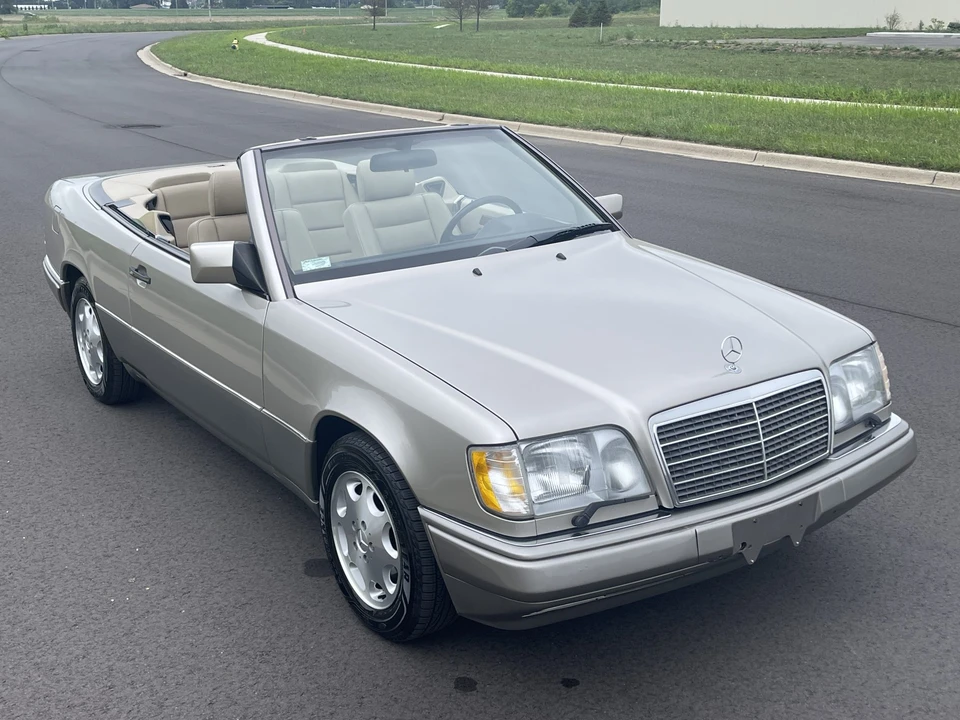 1995 Mercedes-Benz W124 E-Class - Image 8 of 31