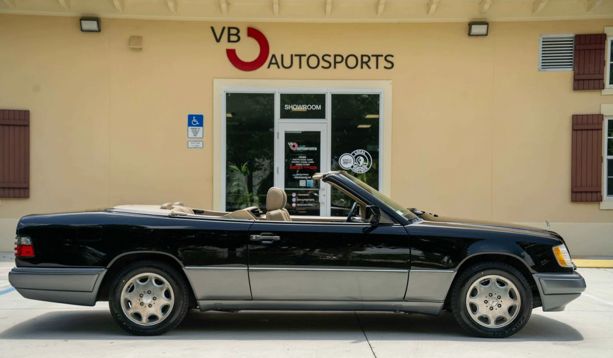 1995 Mercedes-Benz W124 E-Class - Image 11 of 31