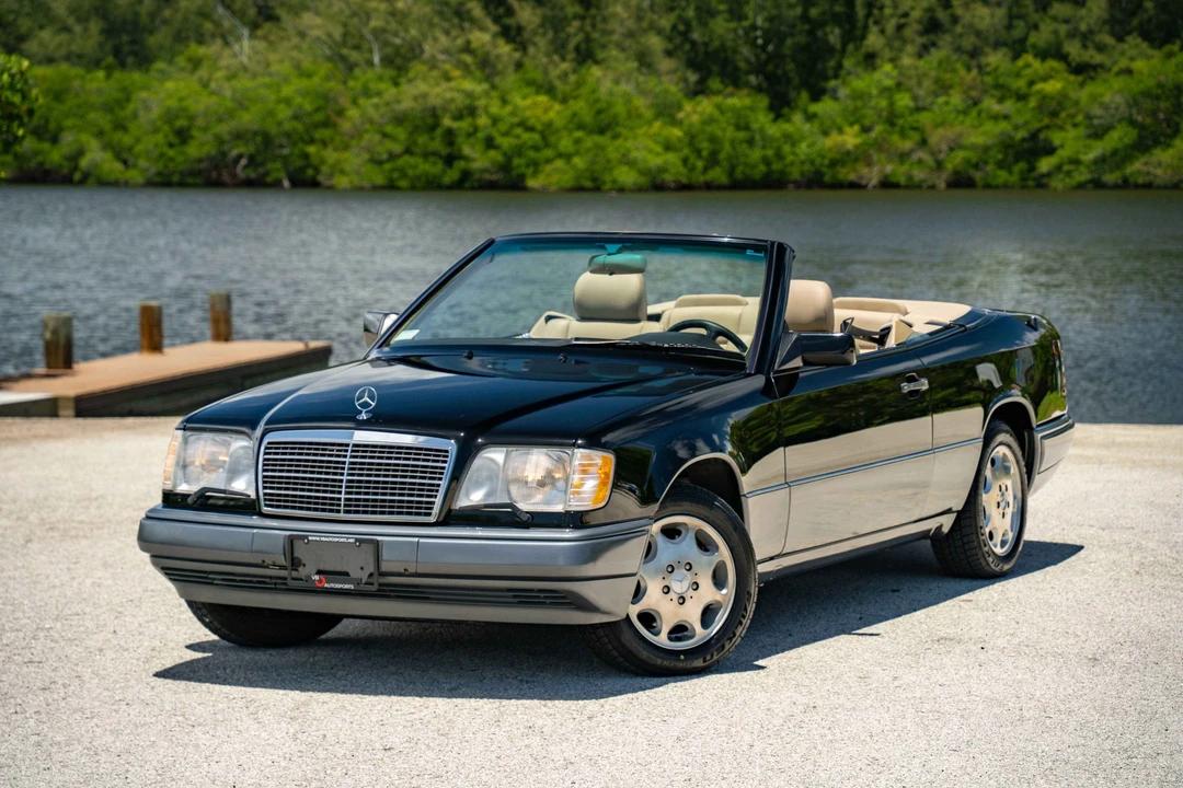 1995 Mercedes-Benz W124 E-Class - Image 2 of 31