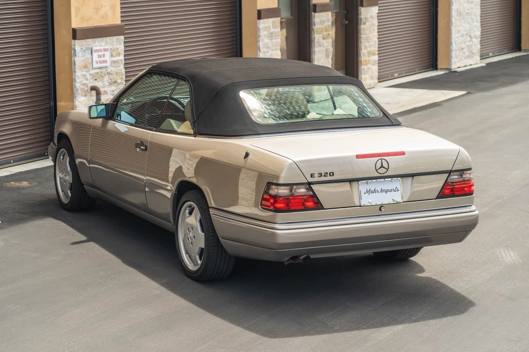 1995 Mercedes-Benz W124 E-Class - Image 24 of 31