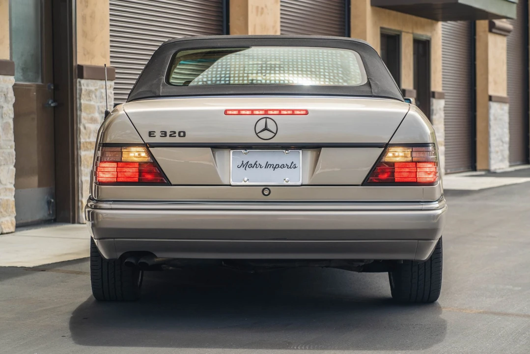 1995 Mercedes-Benz W124 E-Class - Image 29 of 31