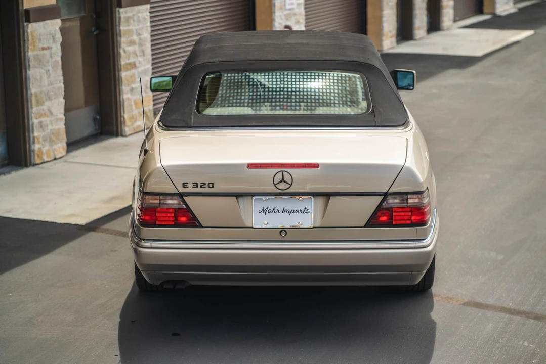 1995 Mercedes-Benz W124 E-Class - Image 27 of 31