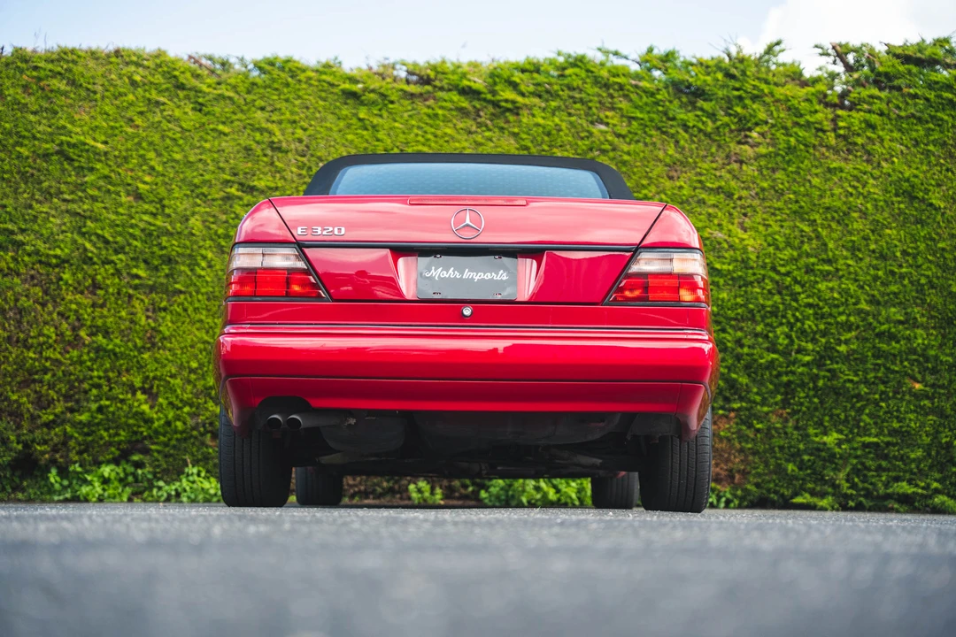 1995 Mercedes-Benz W124 E-Class - Image 13 of 31