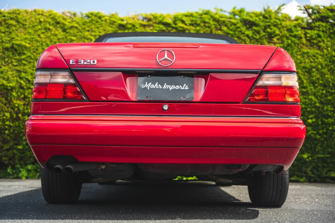 1995 Mercedes-Benz W124 E-Class - Image 16 of 31