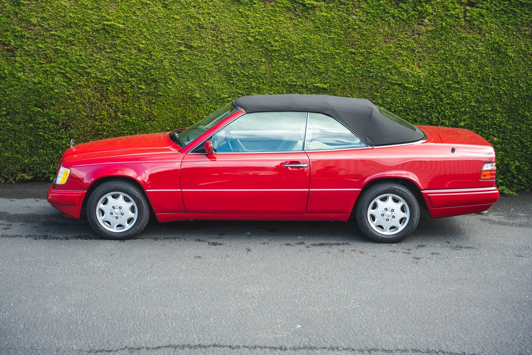 1995 Mercedes-Benz W124 E-Class - Image 8 of 31