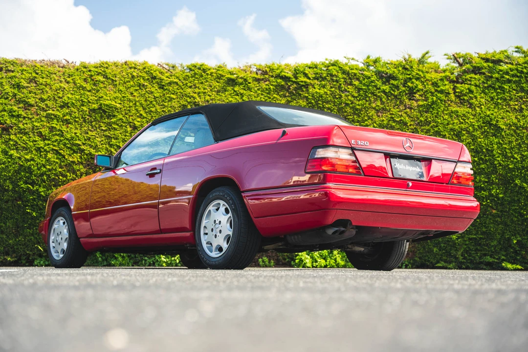 1995 Mercedes-Benz W124 E-Class - Image 9 of 31