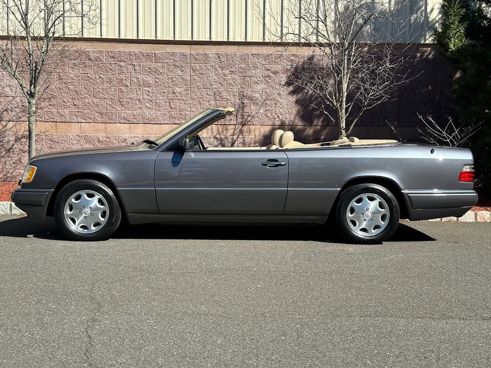 1995 Mercedes-Benz W124 E-Class - Image 13 of 31