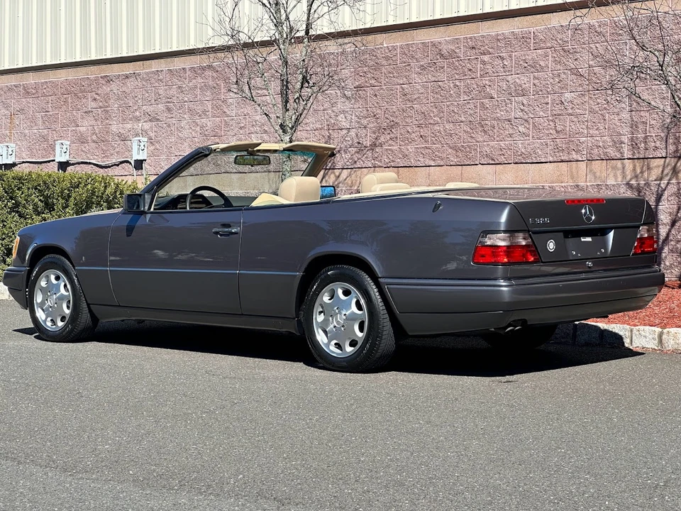 1995 Mercedes-Benz W124 E-Class - Image 14 of 31