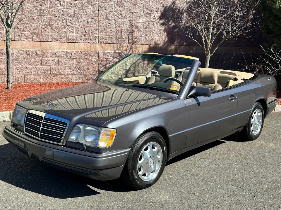 1995 Mercedes-Benz W124 E-Class - Image 8 of 31