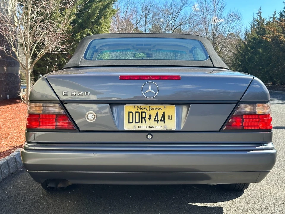 1995 Mercedes-Benz W124 E-Class - Image 30 of 31