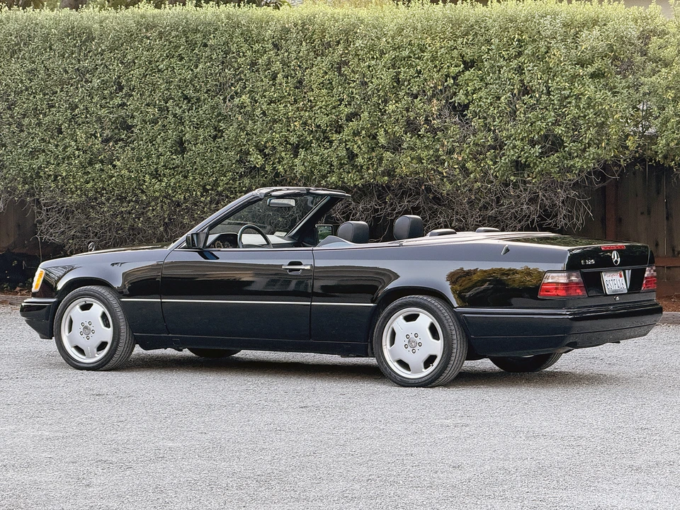 1995 Mercedes-Benz W124 E-Class - Image 11 of 31