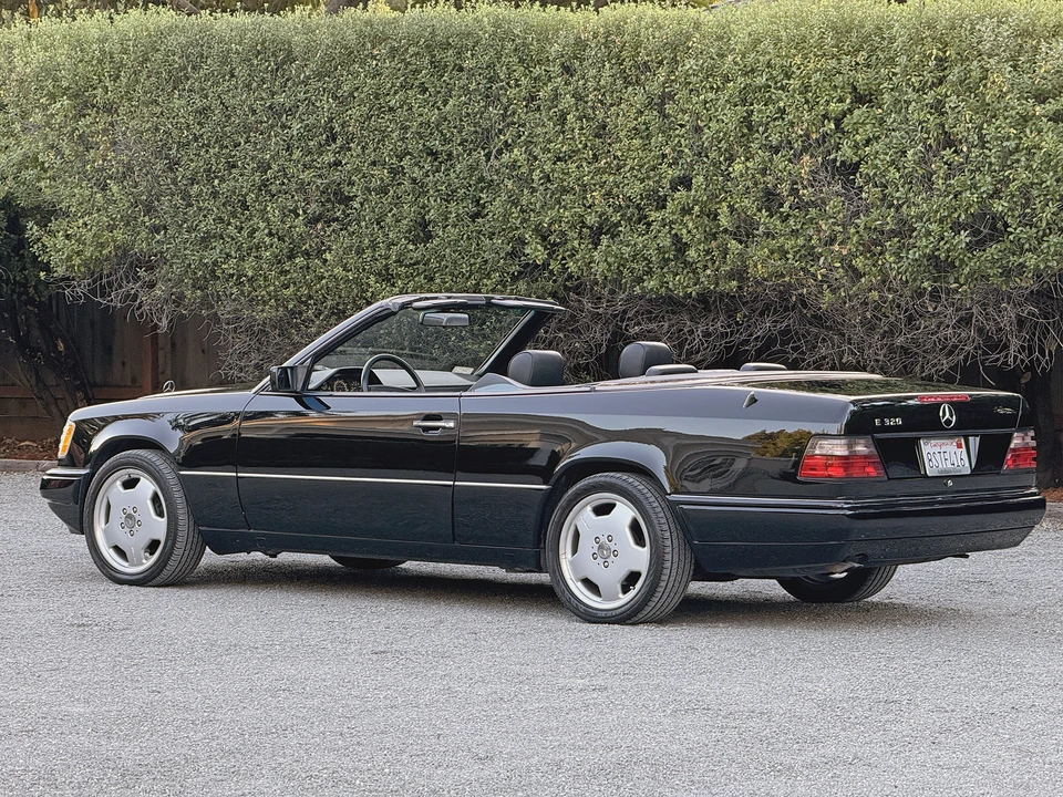 1995 Mercedes-Benz W124 E-Class - Image 12 of 31