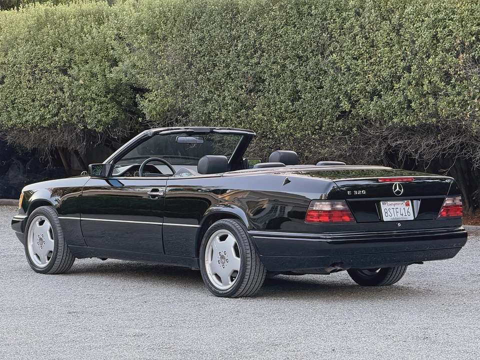 1995 Mercedes-Benz W124 E-Class - Image 14 of 31