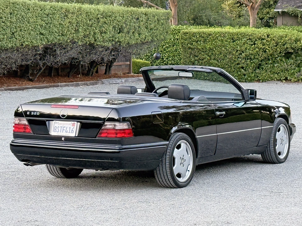 1995 Mercedes-Benz W124 E-Class - Image 26 of 31