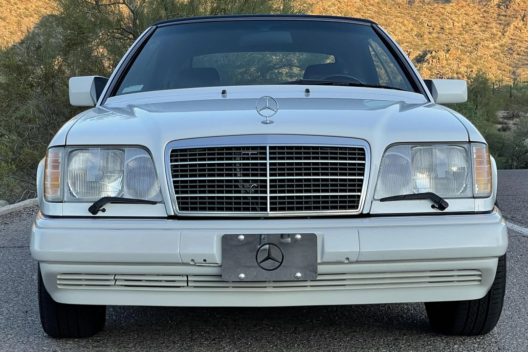 1995 Mercedes-Benz W124 E-Class - Image 2 of 31