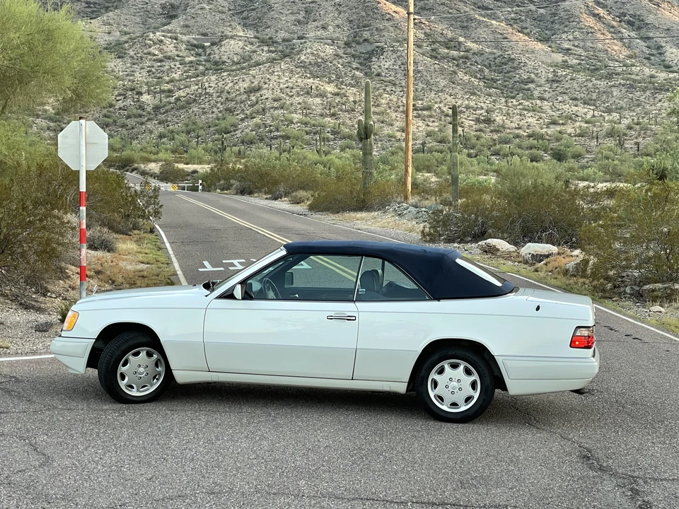 1995 Mercedes-Benz W124 E-Class - Image 15 of 31