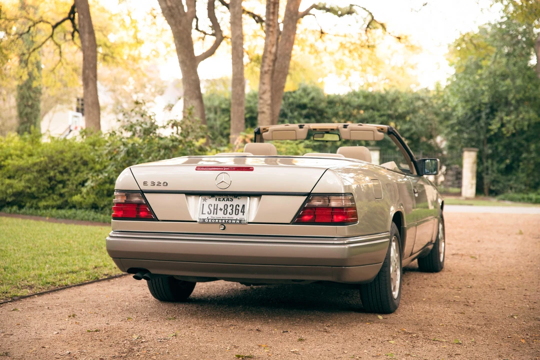 1995 Mercedes-Benz W124 E-Class - Image 22 of 31