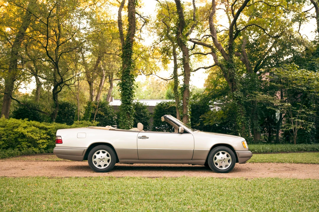 1995 Mercedes-Benz W124 E-Class - Image 25 of 31