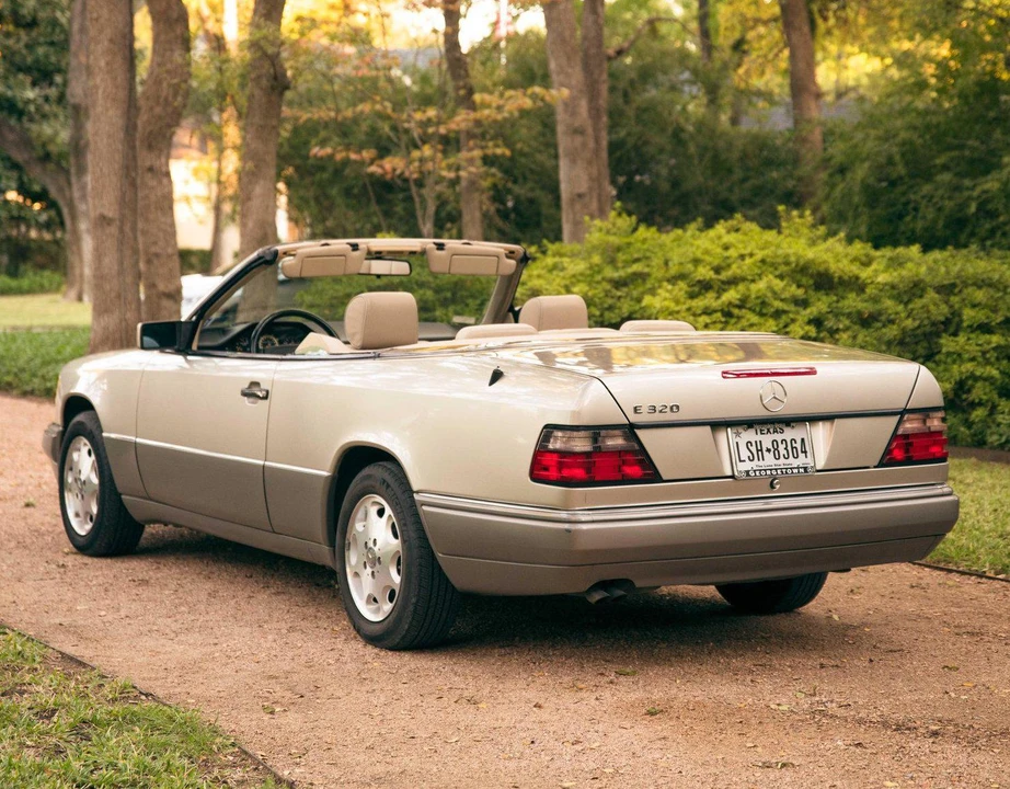 1995 Mercedes-Benz W124 E-Class - Image 4 of 31