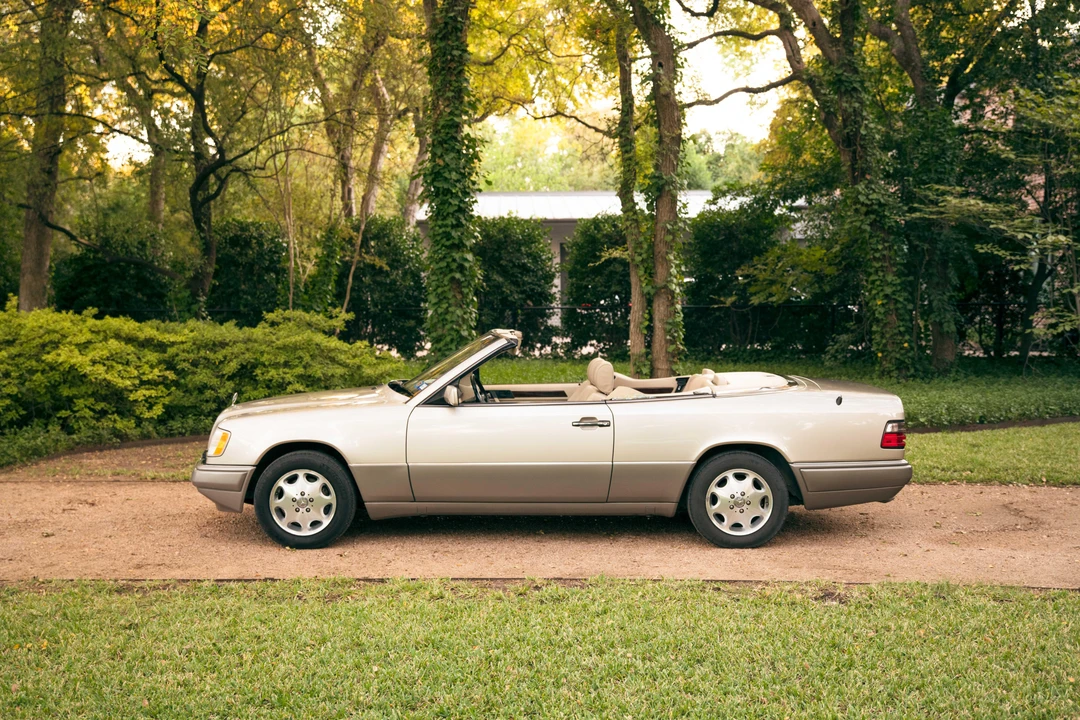 1995 Mercedes-Benz W124 E-Class - Image 10 of 31