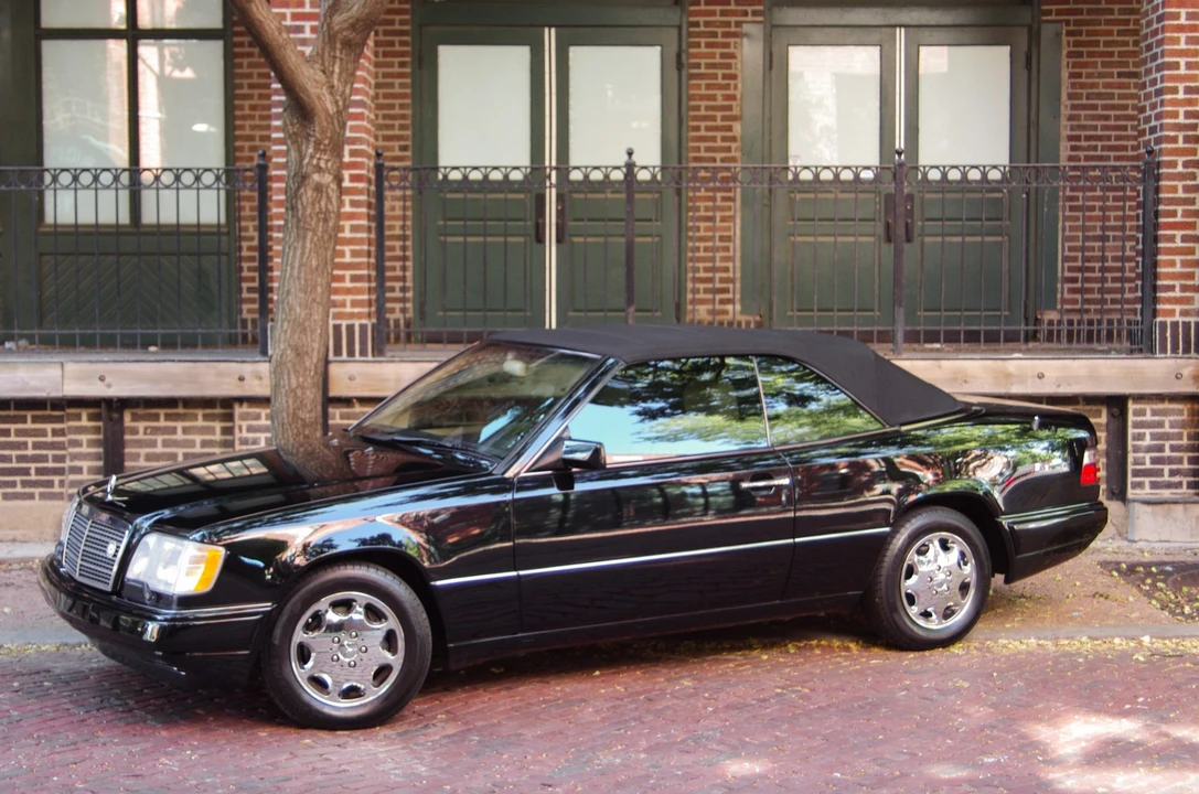 1995 Mercedes-Benz W124 E-Class - Image 9 of 31