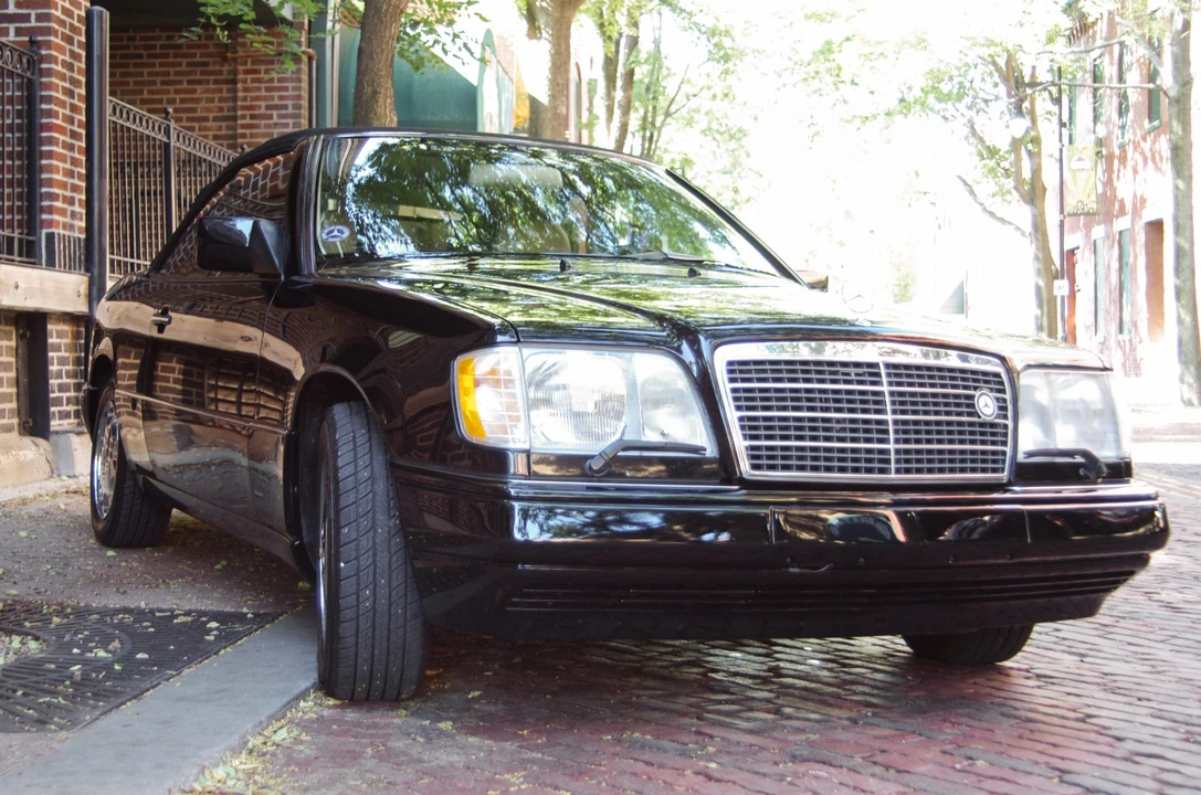 1995 Mercedes-Benz W124 E-Class - Image 18 of 31