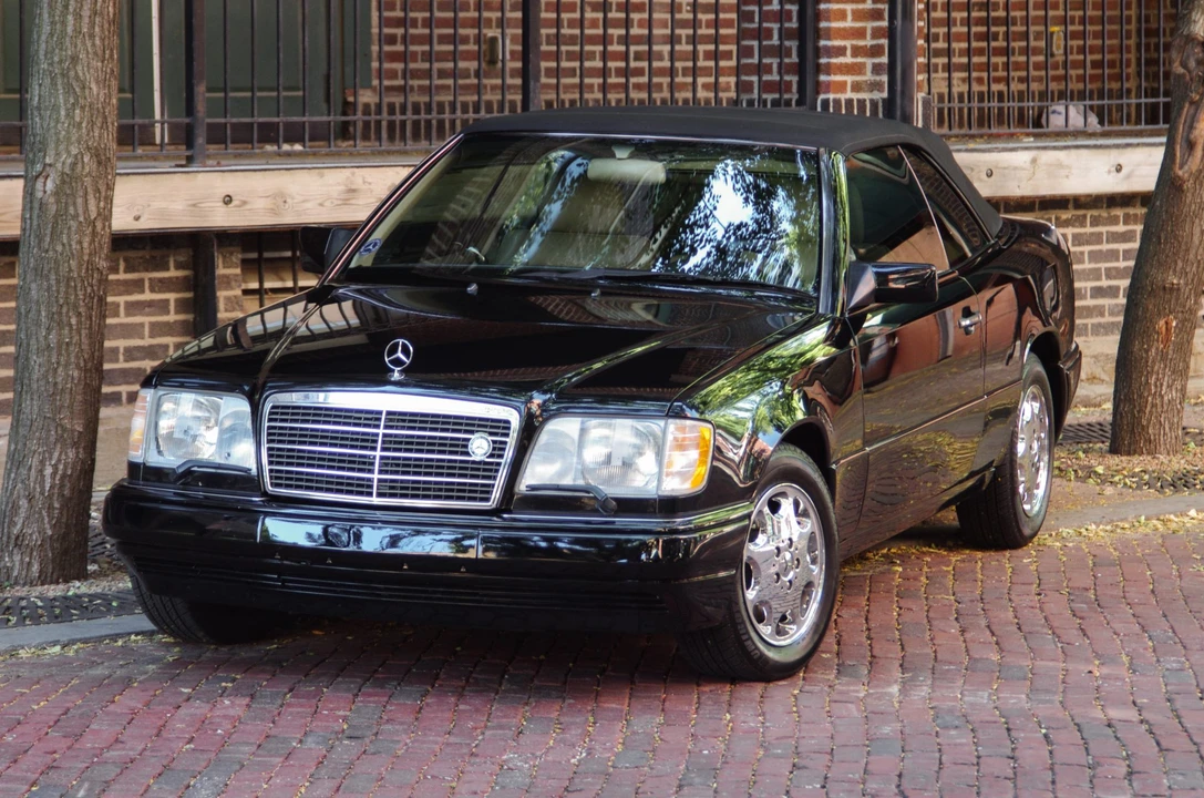 1995 Mercedes-Benz W124 E-Class - Image 3 of 31