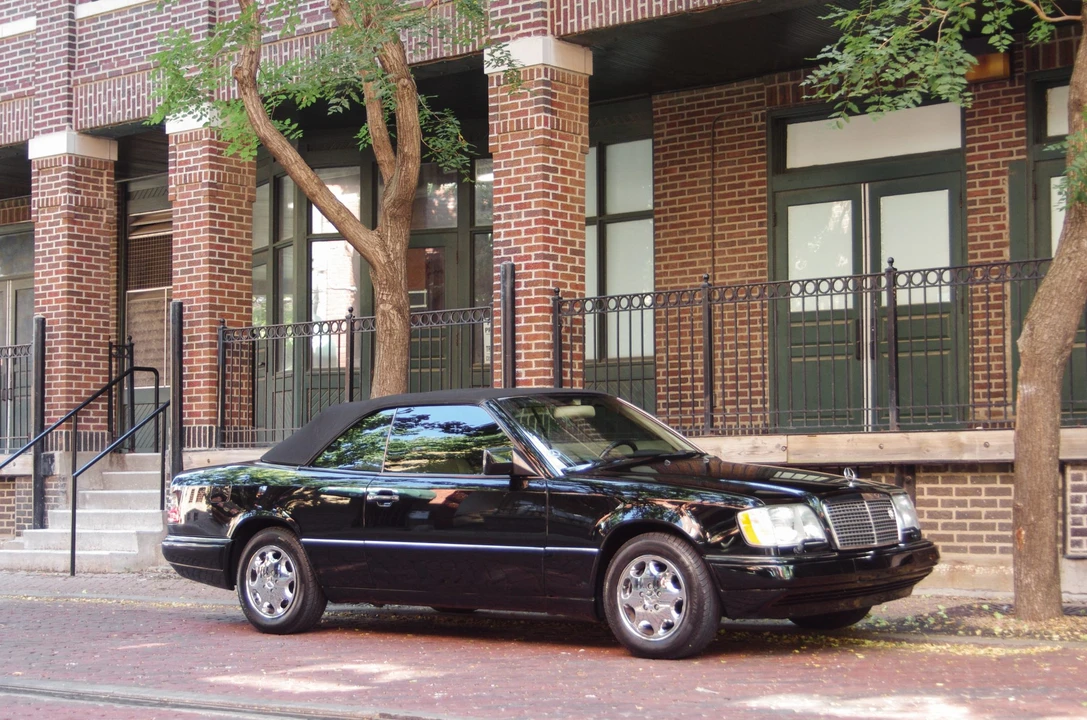 1995 Mercedes-Benz W124 E-Class - Image 16 of 31