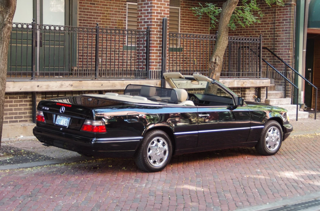 1995 Mercedes-Benz W124 E-Class - Image 22 of 31