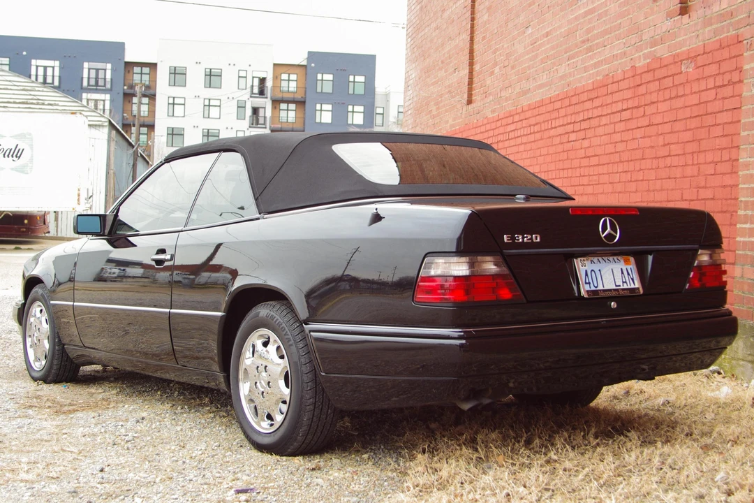 1995 Mercedes-Benz W124 E-Class - Image 5 of 31