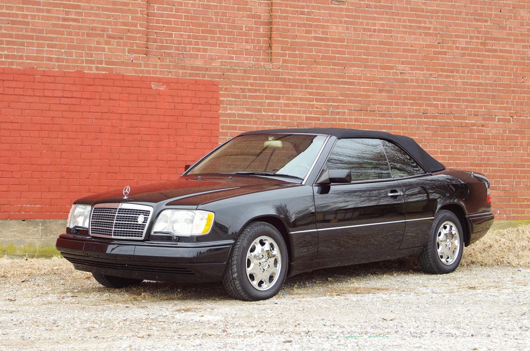 1995 Mercedes-Benz W124 E-Class - Image 9 of 31