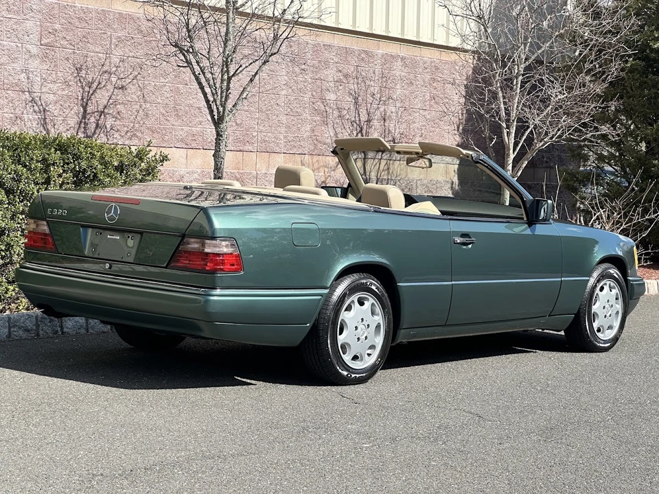 1995 Mercedes-Benz W124 E-Class - Image 14 of 31