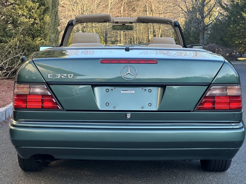 1995 Mercedes-Benz W124 E-Class - Image 18 of 31