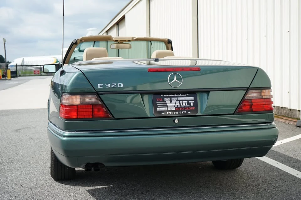 1995 Mercedes-Benz W124 E-Class - Image 16 of 20