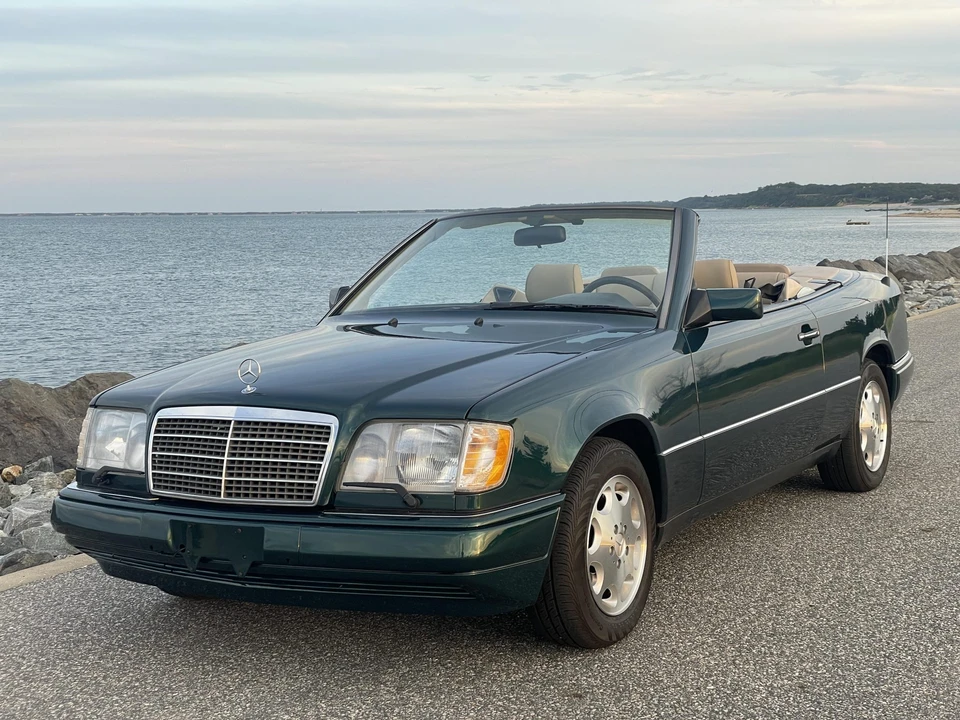 1995 Mercedes-Benz W124 E-Class - Image 2 of 31