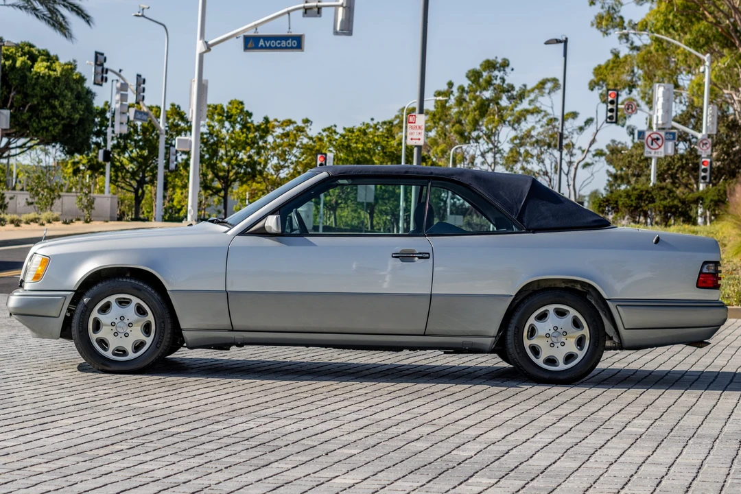 1995 Mercedes-Benz W124 E-Class - Image 16 of 31