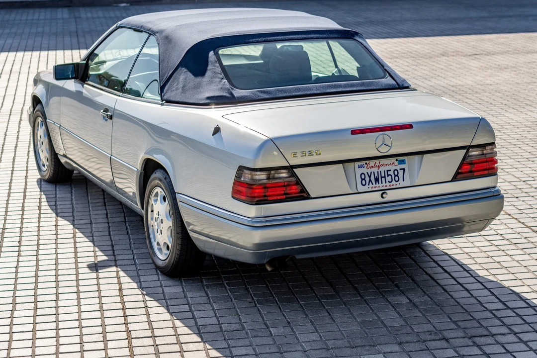 1995 Mercedes-Benz W124 E-Class - Image 18 of 31