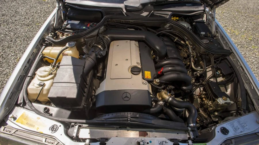 1995 Mercedes-Benz W124 E-Class - Image 11 of 25