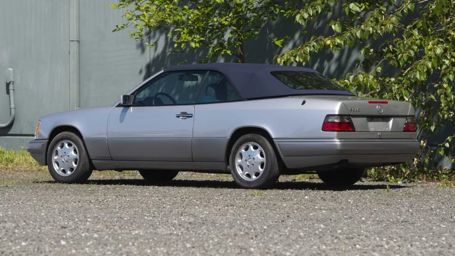 1995 Mercedes-Benz W124 E-Class - Image 3 of 25