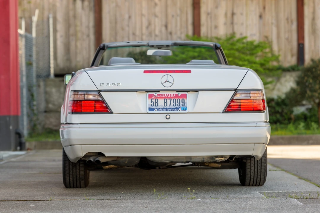 1995 Mercedes-Benz W124 E-Class - Image 10 of 31