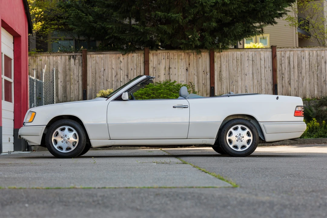 1995 Mercedes-Benz W124 E-Class - Image 14 of 31