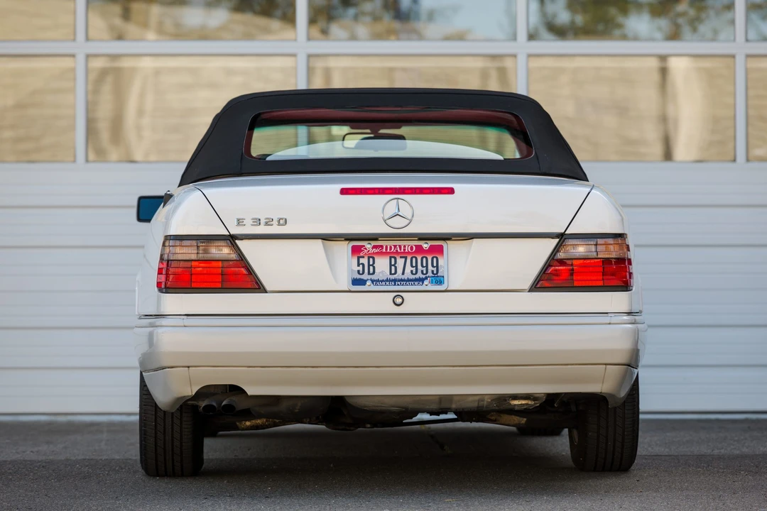 1995 Mercedes-Benz W124 E-Class - Image 24 of 31