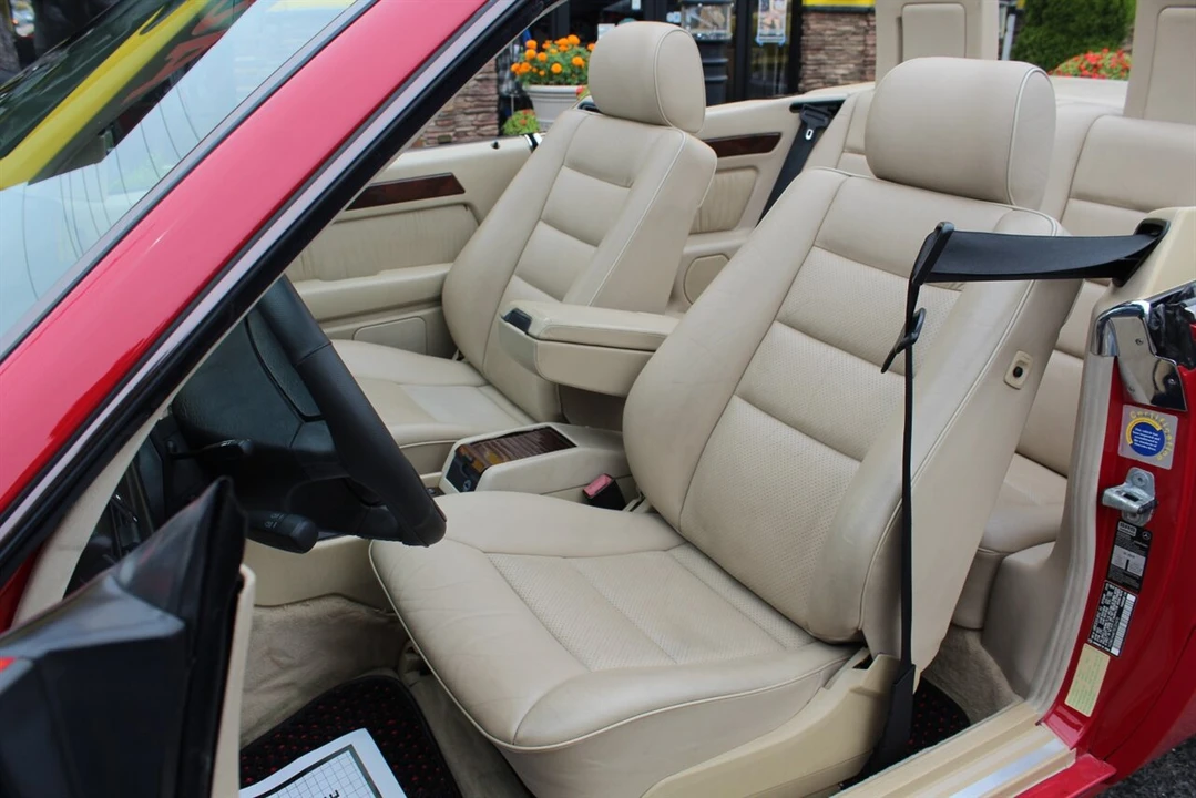 1995 Mercedes-Benz W124 E-Class - Image 25 of 31
